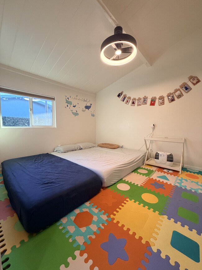 11914 Volunteer Ave in Norwalk, CA - Building Photo - Building Photo