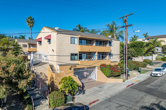 Glenridge Apartments in San Diego, CA - Building Photo - Primary Photo