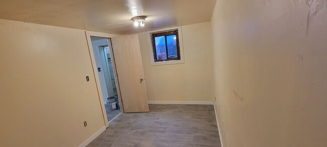 property at 2229 S 10th Pl