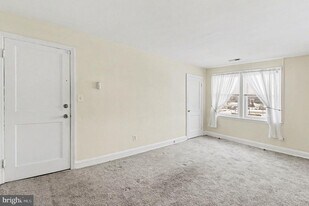 1329 Taylor Ave in Parkville, MD - Building Photo