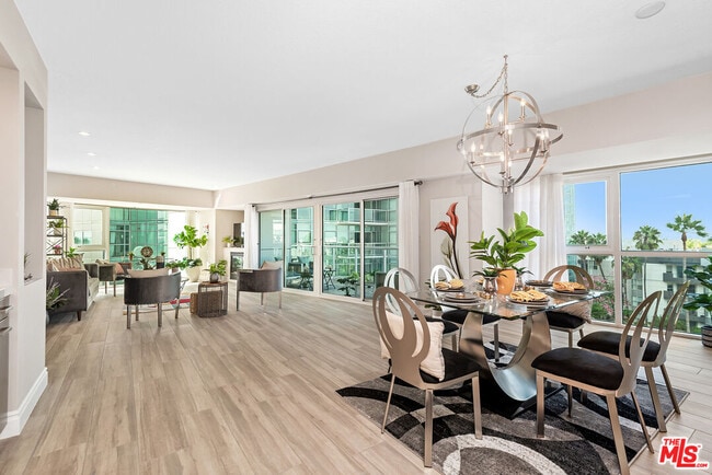 property at 13600 Marina Pointe Dr