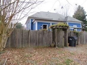 416 W Montgomery St in Villa Rica, GA - Building Photo - Building Photo