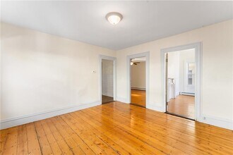 36 Wood St in Providence, RI - Building Photo - Building Photo