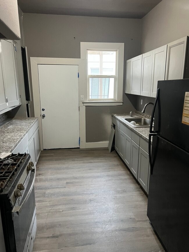 property at 245 W Oak St