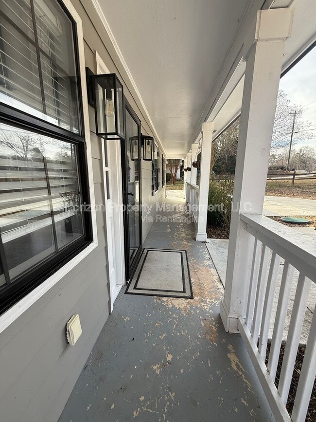 6430 Crystal Cove Trail in Gainesville, GA - Building Photo - Building Photo