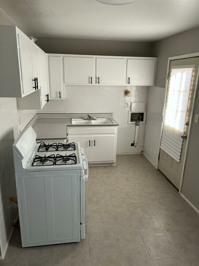 3818 NE 26th Ave in Amarillo, TX - Building Photo - Building Photo