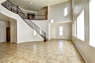 3789 Dusky Flycatcher St in Las Vegas, NV - Building Photo - Building Photo