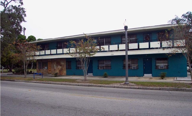 22nd Street Suites in St. Petersburg, FL - Foto de edificio - Building Photo