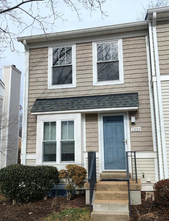 3859 9th Rd S in Arlington, VA - Building Photo