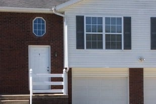 5309 Deer Valley Dr, Unit A in Jefferson City, MO - Building Photo