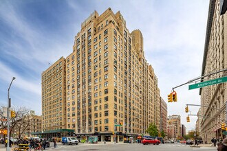 New Amsterdam Apartments in New York, NY - Building Photo - Primary Photo