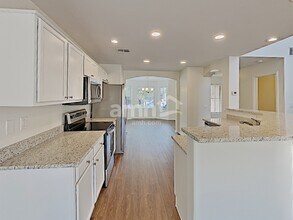 16194 W Shangri La Rd in Surprise, AZ - Building Photo - Building Photo