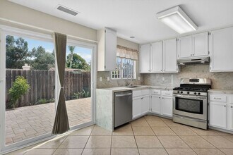 2111 Rebecca Way in Lemon Grove, CA - Building Photo - Building Photo