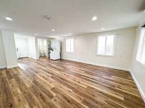 6071 N Shady Side Dr in Provo, UT - Building Photo - Building Photo