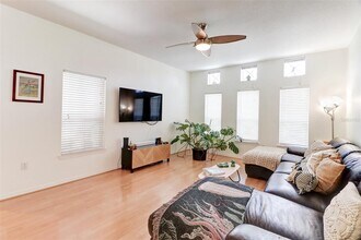 4004 Foxtail Palm Ct in Tampa, FL - Building Photo - Building Photo