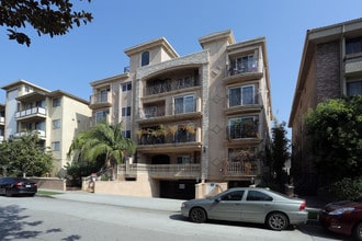 Bedford Villas in Los Angeles, CA - Building Photo - Building Photo