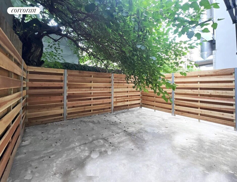 185 S 2nd St in Brooklyn, NY - Building Photo