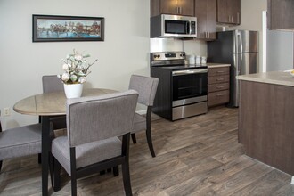 Meadowview Apartments in Anoka, MN - Building Photo - Building Photo