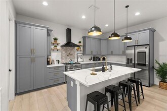 4913 N Nebraska Ave in Tampa, FL - Building Photo - Building Photo