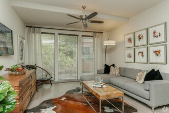 699 Capitol St in Houston, TX - Building Photo - Building Photo