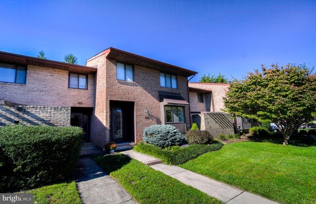 property at 305 Five Farms Ln
