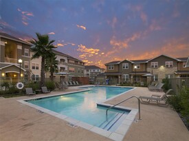 Azure Pointe Apartments