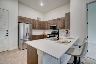 Campbell Apartments in Edmond, OK - Building Photo