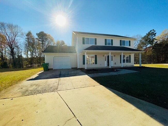 property at 900 Stockwood Ct