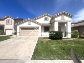 6017 Snow Leopard Cir in Elk Grove, CA - Building Photo
