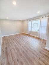 9027 Skyline Dr in Burr Ridge, IL - Building Photo - Building Photo