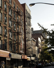 117 Hester St in New York, NY - Building Photo - Building Photo