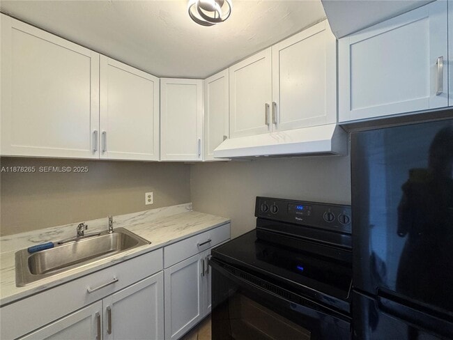 property at 899 West Ave