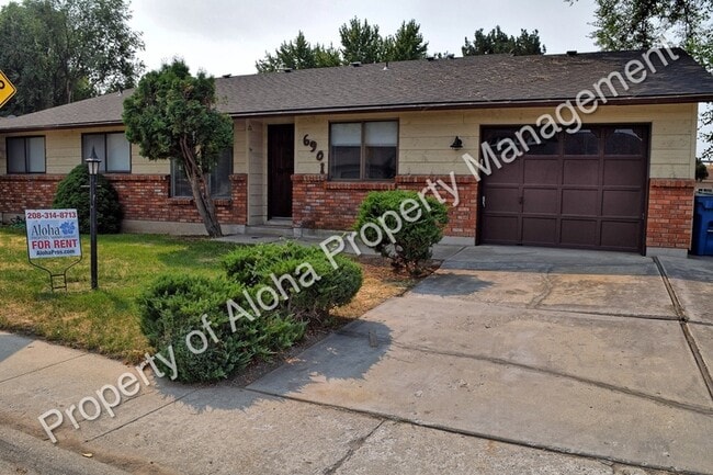 property at 6901 Freemont St