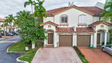 5145 NW 116th Ct in Doral, FL - Foto de edificio - Building Photo