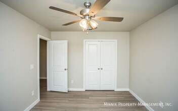 14411 Ave. S in Lubbock, TX - Foto de edificio - Building Photo