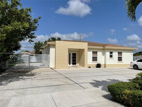 15010 Buchanan St in Miami, FL - Building Photo - Building Photo