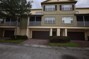 2604 Grand Central Pkwy in Orlando, FL - Building Photo