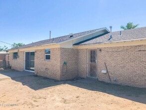 3032 Orkney Rd in El Paso, TX - Foto de edificio - Building Photo
