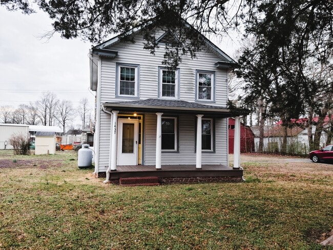 property at 1437 Fentress Rd