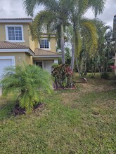 6174 Adriatic Way in Greenacres, FL - Building Photo - Building Photo