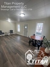 904 W 8th Ave in Oshkosh, WI - Building Photo - Building Photo