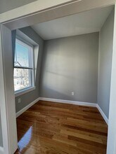 60 Sacramento St, Unit 2 in Cambridge, MA - Foto de edificio - Building Photo
