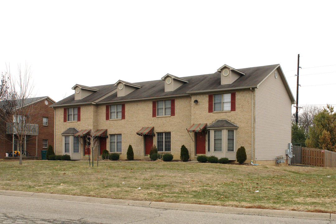 307-313 Midland Blvd in Shelbyville, KY - Foto de edificio