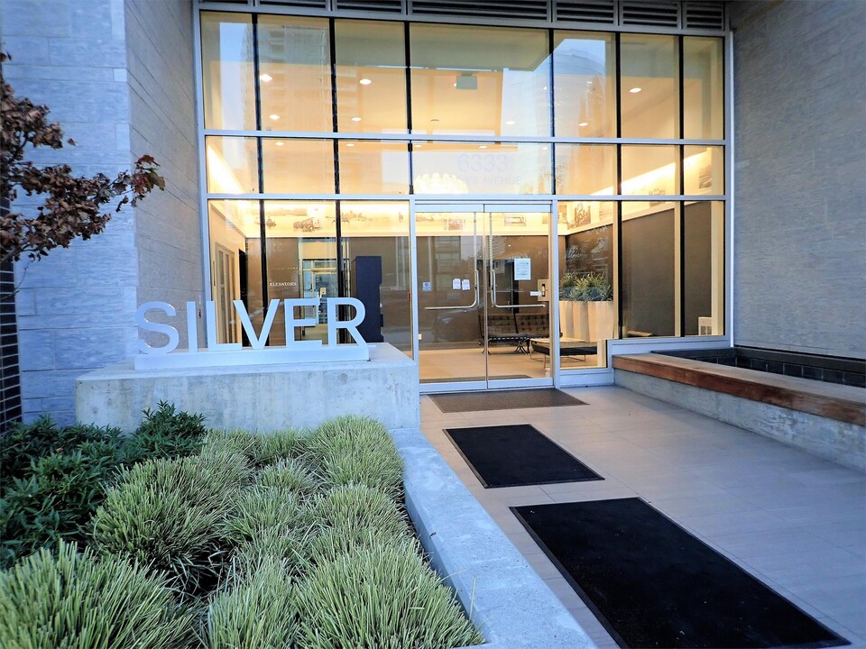 6333 Silver Ave in Burnaby, BC - Building Photo