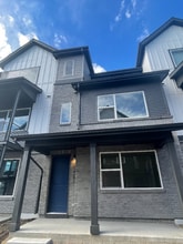 12283 W 51st Ave in Wheat Ridge, CO - Foto de edificio - Building Photo