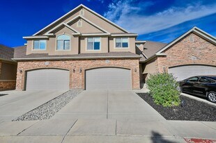 13645 Mt Cortina Way in Riverton, UT - Building Photo