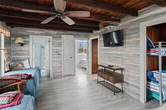 5 E Bayview in Brookhaven, NY - Building Photo - Building Photo