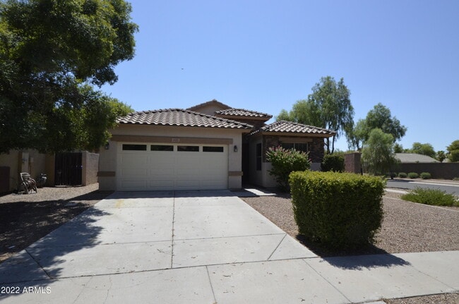 4100 S Vineyard Ave in Gilbert, AZ - Building Photo - Building Photo