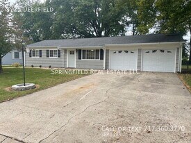 1725 Deerfield Rd in Chatham, IL - Building Photo