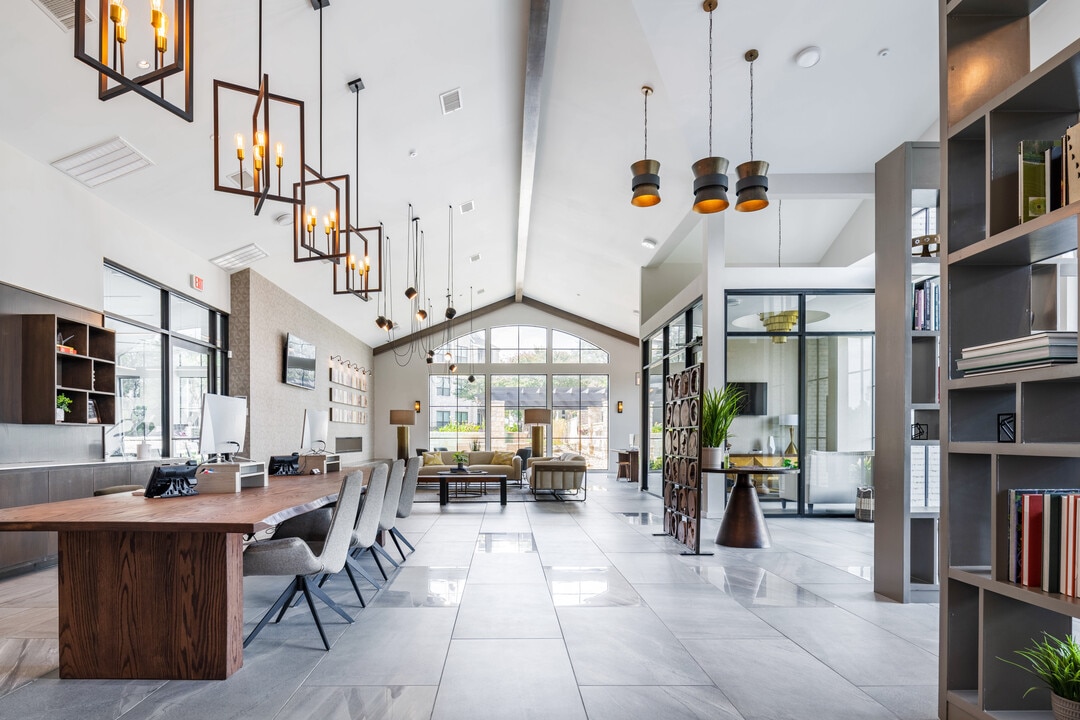 The Wayman in Austin, TX - Building Photo